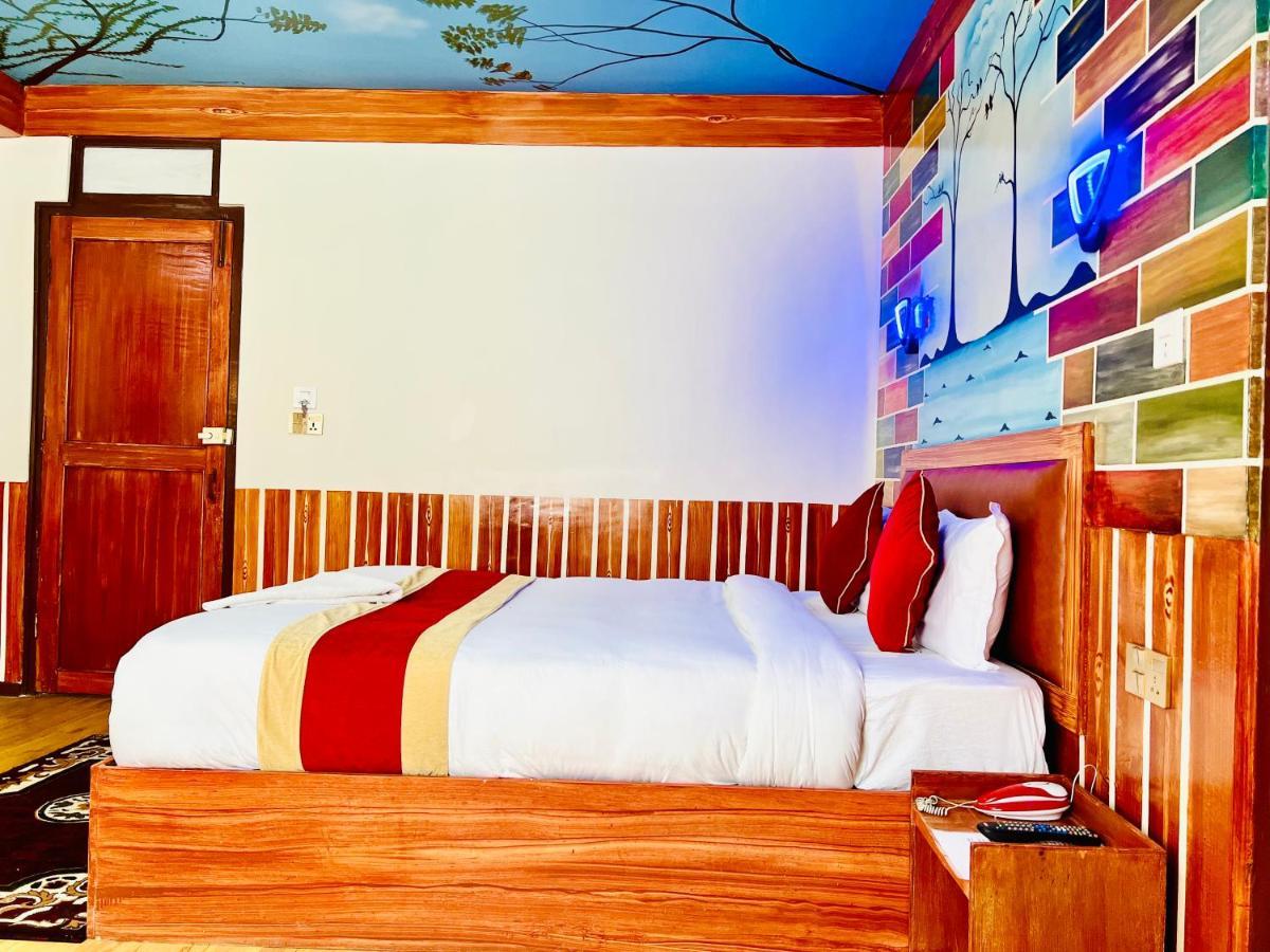 Thamel Seasons Hotel กาฐมาณฑุ ภายนอก รูปภาพ